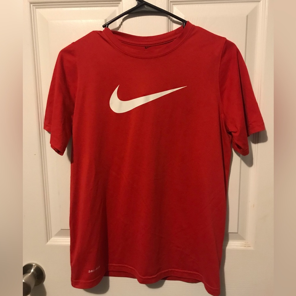 Youth Nike T-shirt